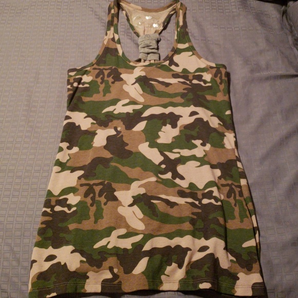 Camouflage Tank Top - Picture 4 of 5